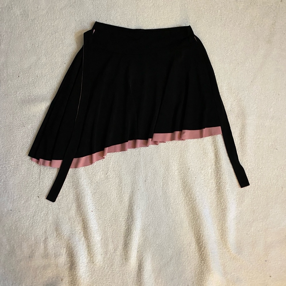 Joe Benbasset Black Skirt with Pink Trim